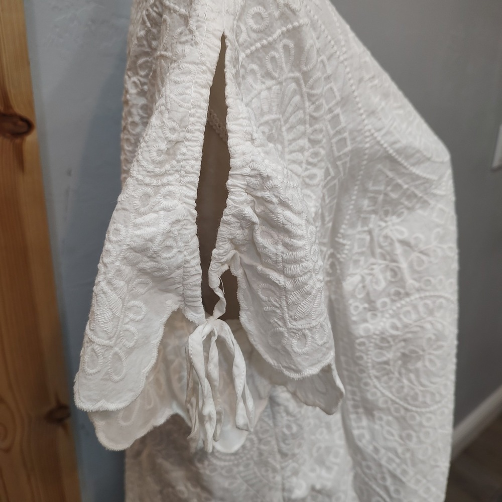 Lane Bryant Shirt White Cotton Sz 14 Cold Shoulder Eyelet Blouse Scallop Sleeve - Picture 2 of 8
